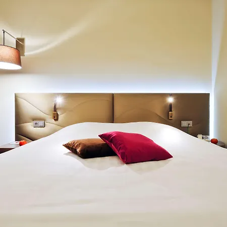 Mercure Hotel Groningen Martiniplaza Exterior photo