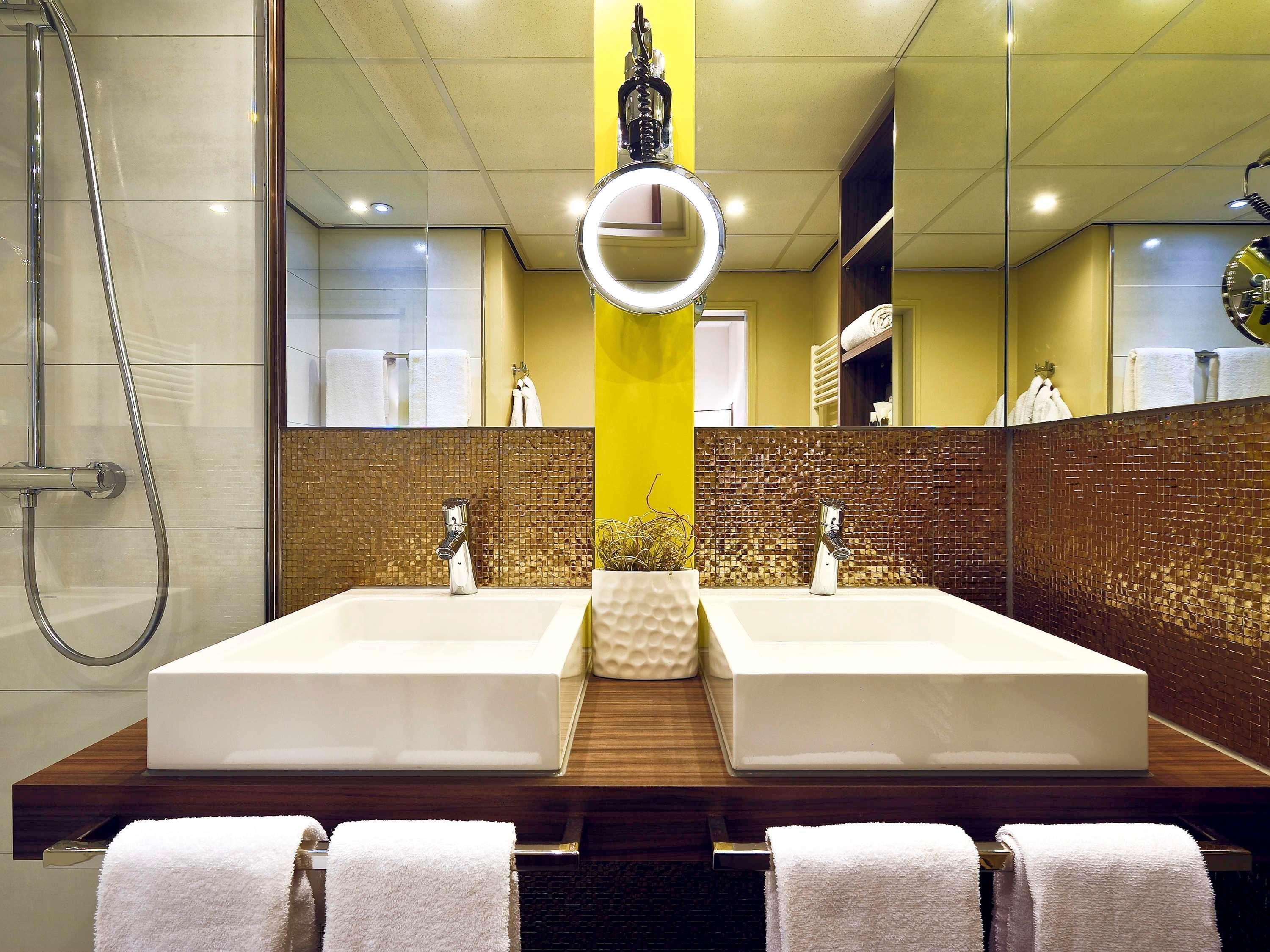 Mercure Martiniplaza 4*